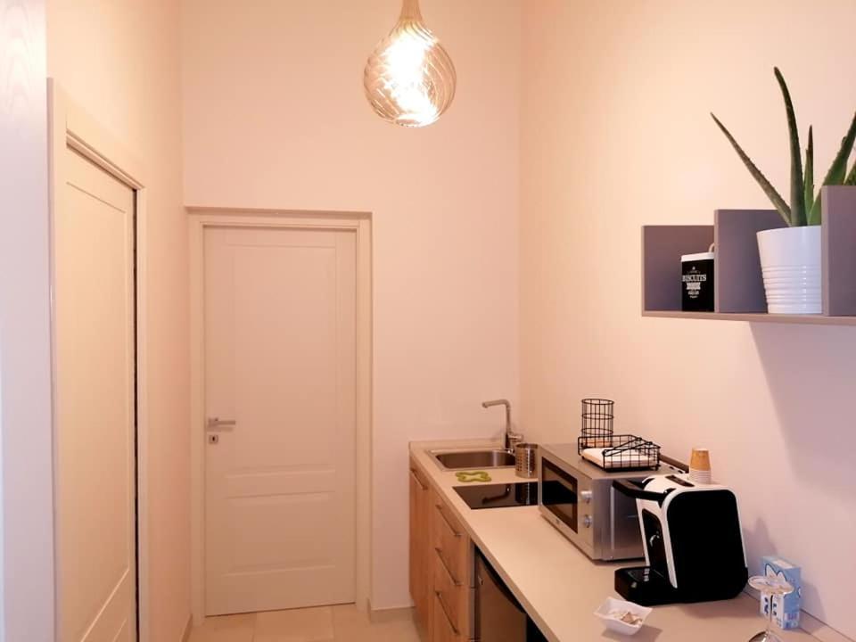 Lux Suite Taranto Bagian luar foto