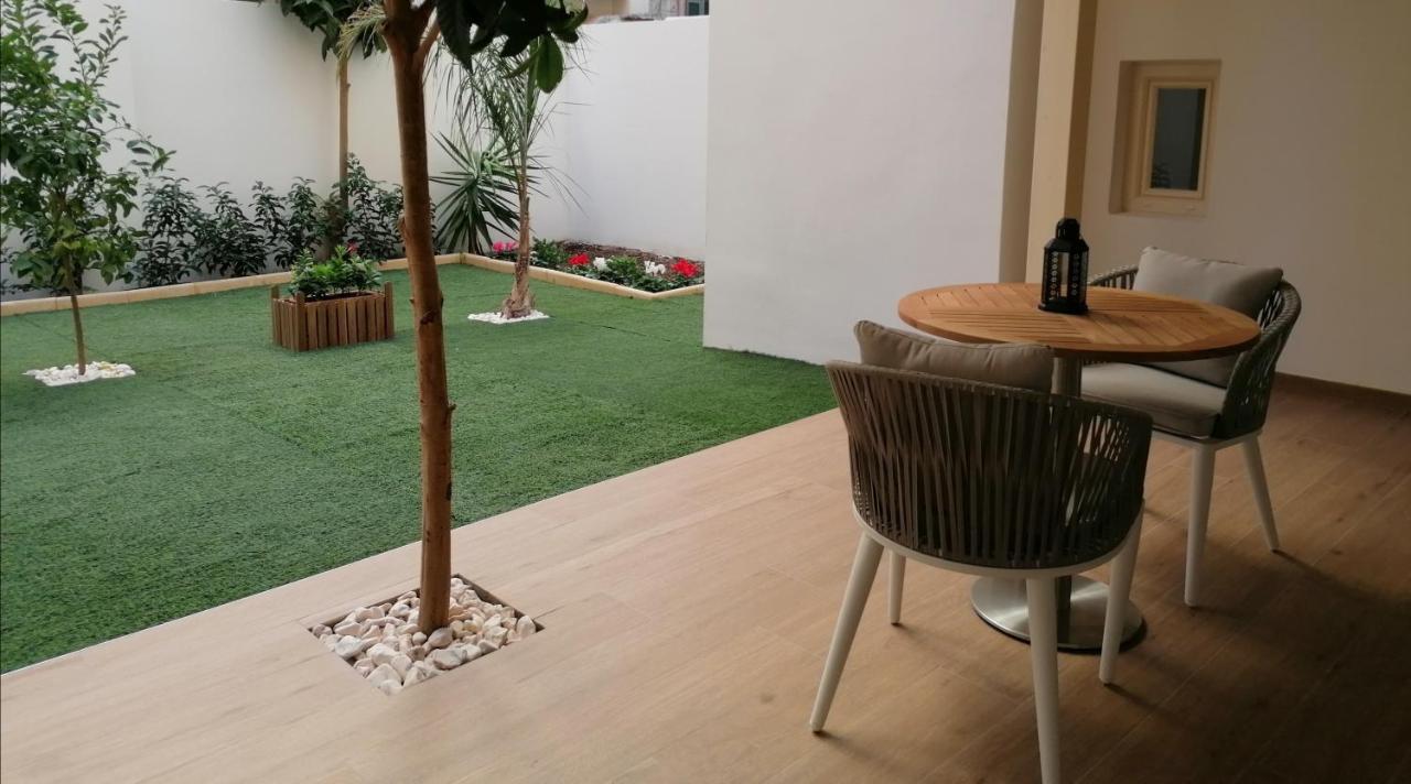 Lux Suite Taranto Bagian luar foto